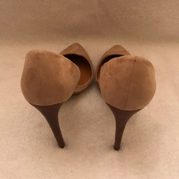 Nasty Gal Pointy Toe Suede Shoes - Picture 4 of 5